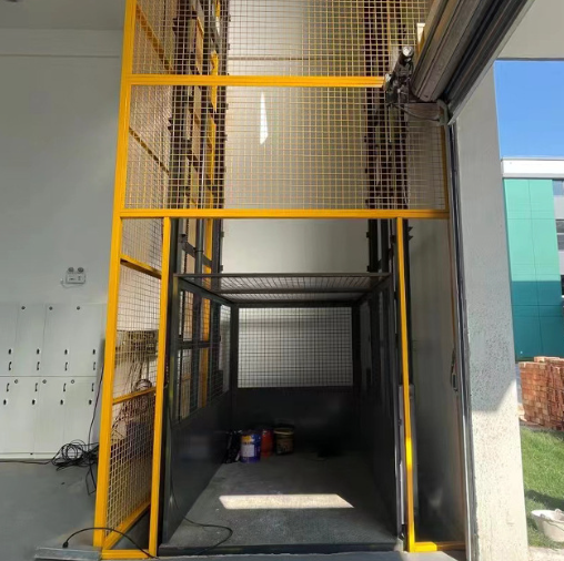 甘肃导轨式升降机助力物流园破解运输难题