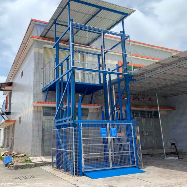 甘肃建材厂室外升降货梯安装
