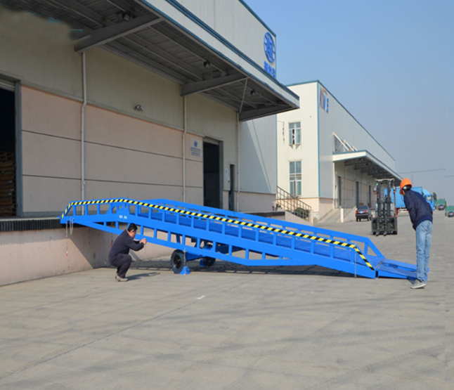 甘肃移动式登车桥应用